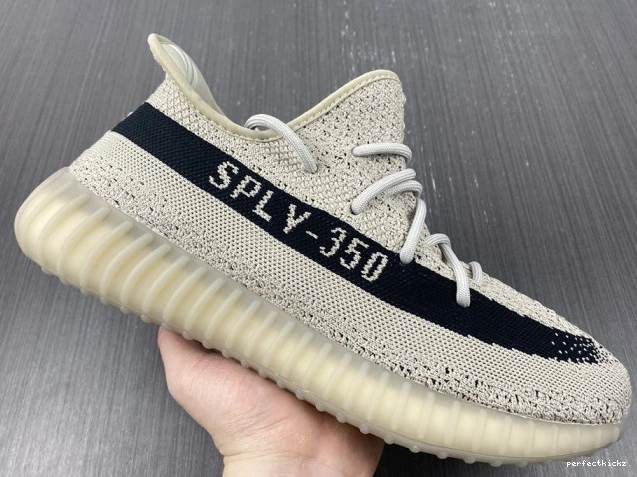 Yeezy Boost Black Beige HP7870 V2 Adidas 350 0822